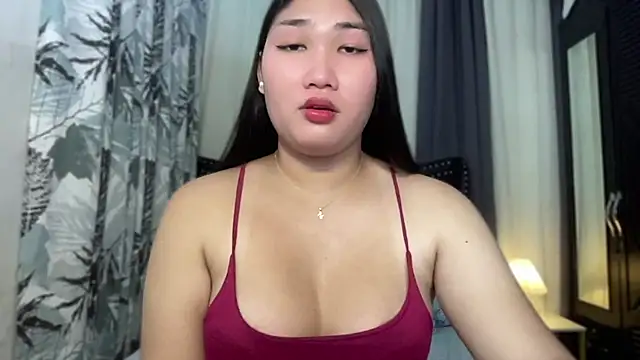 Miss Deliciousness online show from 11.04.25