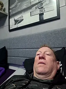 tomtom111111 online show from 11.28.25