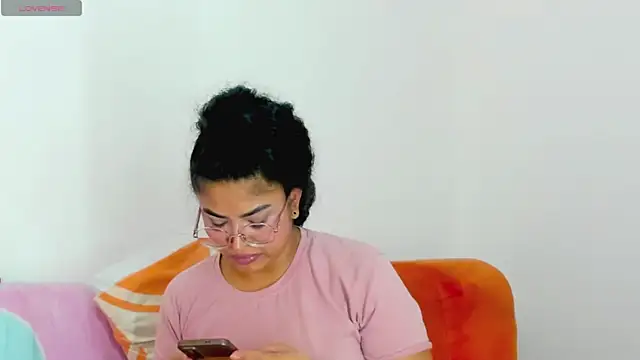 moana taylor online show from 06.27.26