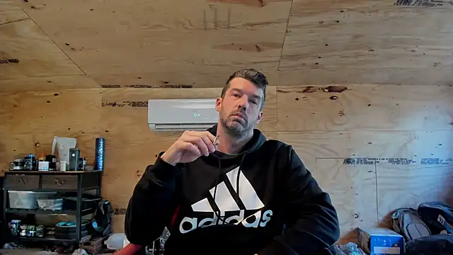 Snapshot of Kenny_Kyle chatting on 02.22.25 Kenny Kyle online show from 02.22.25