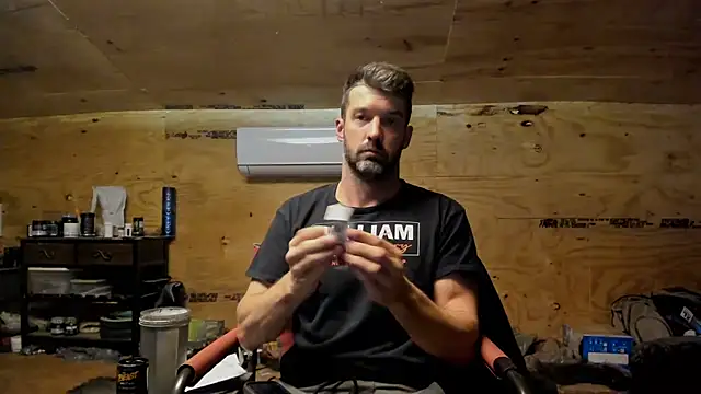 Snapshot of Kenny_Kyle chatting on 03.19.25 Kenny Kyle online show from 03.19.25