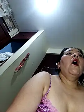 Snapshot of Gatubela212 chatting on 02.01.26 Gatubela212 online show from 02.01.26