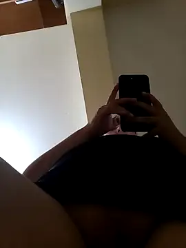 Snapshot of Gatubela212 chatting on 03.01.26 Gatubela212 online show from 03.01.26