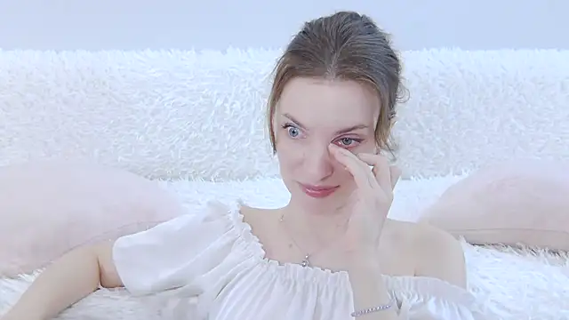 Beauty Alex online show from 07.28.26