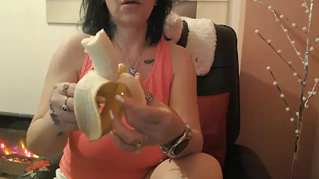 Snapshot of algodonyfresa chatting on 03.16.25 algodonyfresa online show from 03.16.25