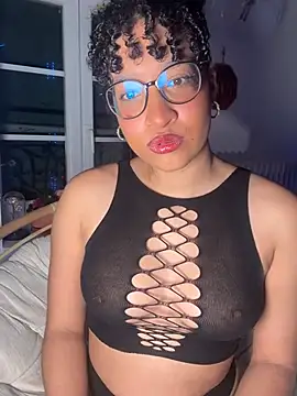 Lauyako online show from 03.04.26