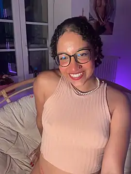Lauyako online show from 06.07.26