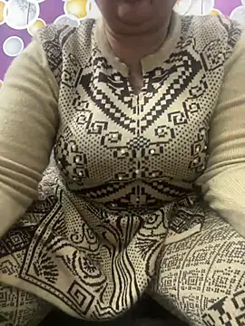 Snapshot of Preet_Kaur_69 chatting on 12.13.24 Preet Kaur 69 online show from 12.13.24
