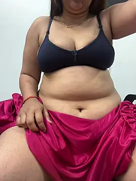 Snapshot of Preet_Kaur_69 chatting on 01.21.25 Preet Kaur 69 online show from 01.21.25