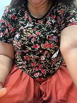 Snapshot of Preet_Kaur_69 chatting on 01.22.25 Preet Kaur 69 online show from 01.22.25