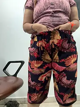 Snapshot of Preet_Kaur_69 chatting on 02.16.25 Preet Kaur 69 online show from 02.16.25