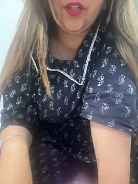 Snapshot of Preet_Kaur_69 chatting on 03.05.25 Preet Kaur 69 online show from 03.05.25