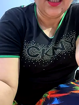 Snapshot of Preet_Kaur_69 chatting on 10.24.25 Preet Kaur 69 online show from 10.24.25