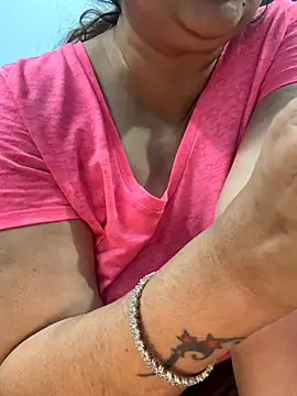 Snapshot of Preet_Kaur_69 chatting on 11.04.25 Preet Kaur 69 online show from 11.04.25