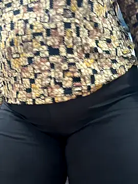 Snapshot of Preet_Kaur_69 chatting on 11.13.25 Preet Kaur 69 online show from 11.13.25