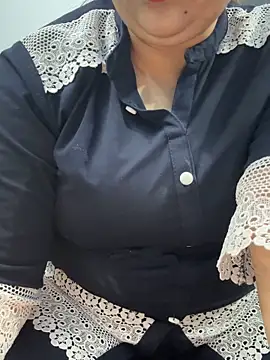 Snapshot of Preet_Kaur_69 chatting on 11.22.25 Preet Kaur 69 online show from 11.22.25