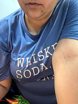 Snapshot of Preet_Kaur_69 chatting on 12.05.25 Preet Kaur 69 online show from 12.05.25