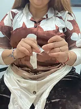 Snapshot of Preet_Kaur_69 chatting on 01.15.26 Preet Kaur 69 online show from 01.15.26