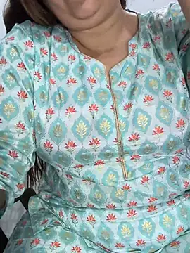 Snapshot of Preet_Kaur_69 chatting on 03.01.26 Preet Kaur 69 online show from 03.01.26