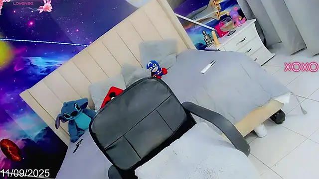 Nella Dolls online show from 09.12.25