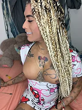 Nella Dolls online show from 01.05.26