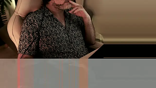 Snapshot of Sanders_White chatting on 12.24.24 Sanders White online show from 12.24.24