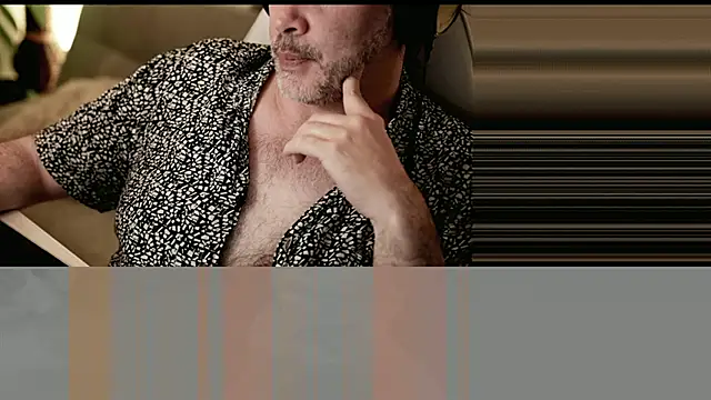 Snapshot of Sanders_White chatting on 02.06.25 Sanders White online show from 02.06.25