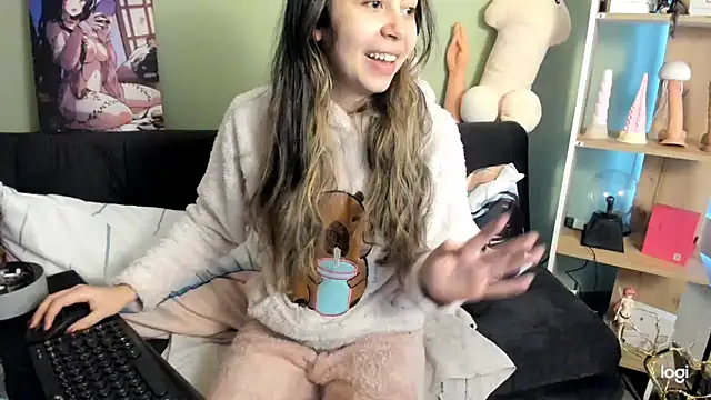 Snapshot of lilly_sweett chatting on 02.08.26 lilly sweett online show from 02.08.26