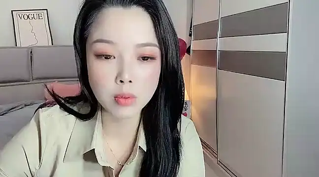 Snapshot of kk_lele chatting on 12.31.24 kk lele online show from 12.31.24
