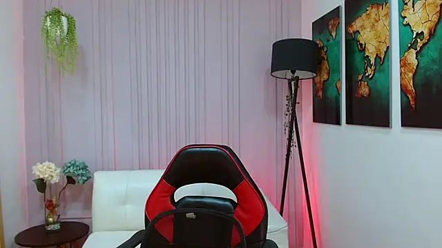 Britney taylor  online show from 01.15.25