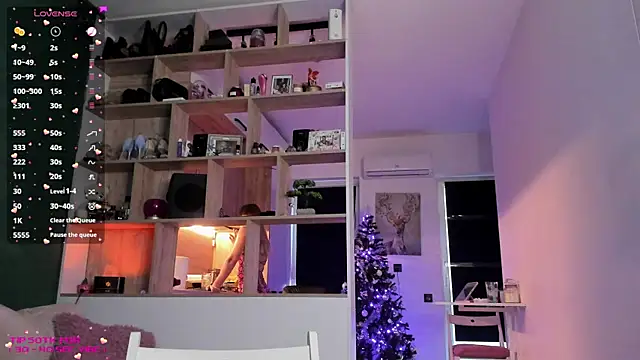 Snapshot of _alleyesonme_ chatting on 01.09.25  alleyesonme  online show from 01.09.25