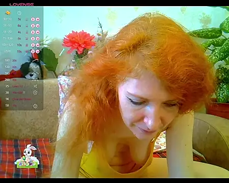 Snapshot of LexxNikki chatting on 02.20.25 LexxNikki online show from 02.20.25