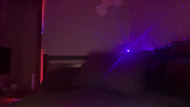 Snapshot of -ChupaBear- chatting on 12.30.24 -ChupaBear- online show from 12.30.24