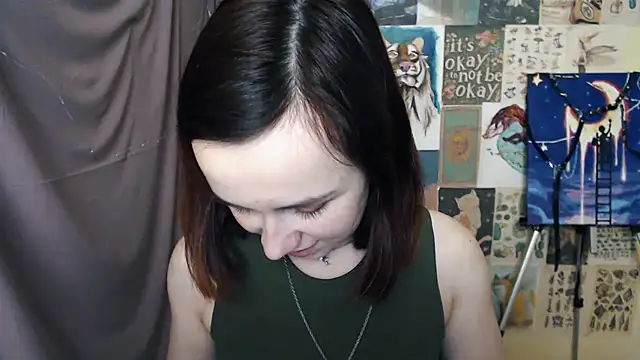 VeryVeryVeryShy  online show from 02.12.25