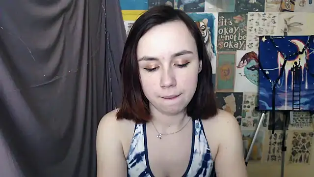 VeryVeryVeryShy  online show from 02.22.25