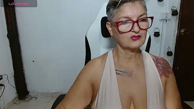 bety-cum2 online show from 06.18.26