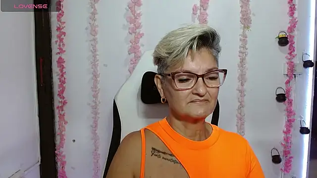 bety-cum2 online show from 06.28.26