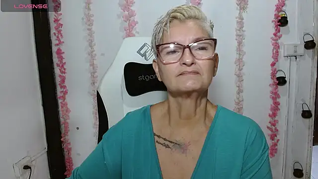 bety-cum2 online show from 07.11.26