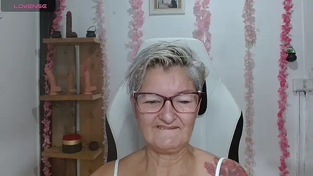 bety-cum2 online show from 08.04.26
