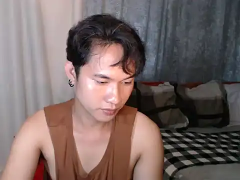 asiancuckyguy69 online show from 02.10.26