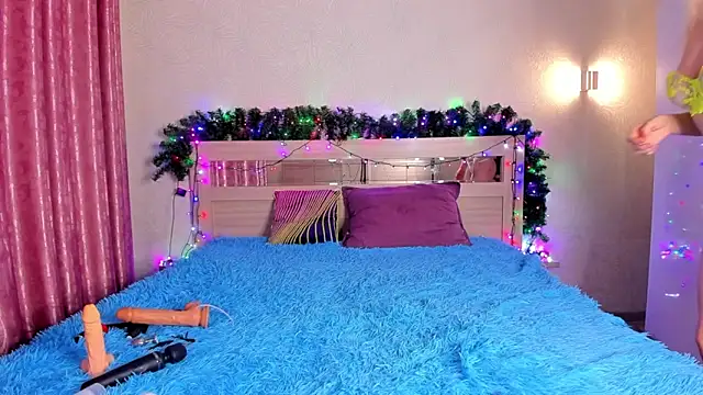 Snapshot of Leila_Sweetie chatting on 02.03.25 Leila Sweetie online show from 02.03.25