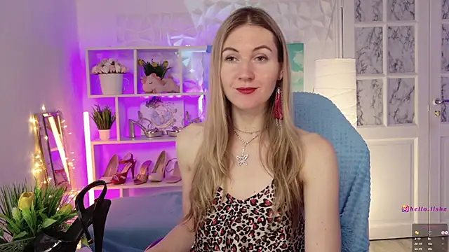 Snapshot of Hello_Lisha chatting on 02.14.25 Hello Lisha online show from 02.14.25