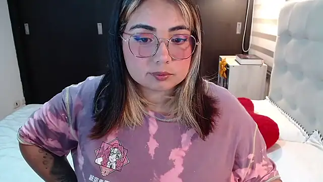 yini angel online show from 07.23.26