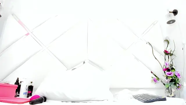 AgathaPember online show from 02.09.25