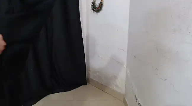 Snapshot of sweet-alia chatting on 01.29.25 sweet-alia online show from 01.29.25