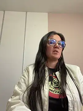 SWEETLILY18 online show from 01.23.25