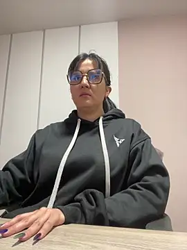 SWEETLILY18 online show from 01.31.25