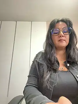 SWEETLILY18 online show from 02.19.25