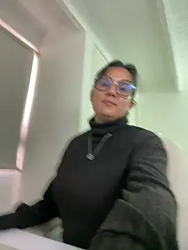 SWEETLILY18 online show from 03.20.25