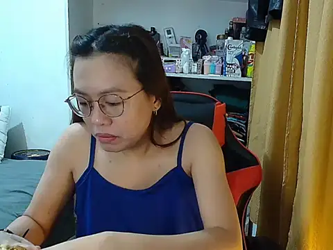 Snapshot of crizzybel chatting on 02.10.26 crizzybel online show from 02.10.26